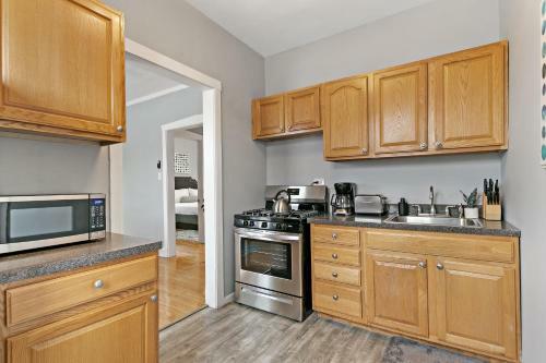 Apartamento Bright Spacious Apt, Comfy King Bed, 5 Location
