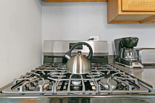 Apartamento Bright Spacious Apt, Comfy King Bed, 5 Location