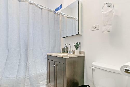 Apartamento Bright Spacious Apt, Comfy King Bed, 5 Location