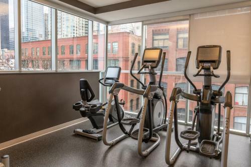 1br Luxury Apartment With Private Office, Terrace, Gym & Pool