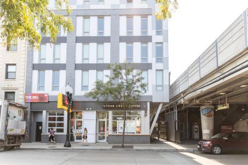 Apartamento Chic Wrigleyville Studio With Balcony By Zencity