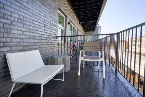 Apartamento Chic Wrigleyville Studio With Balcony By Zencity