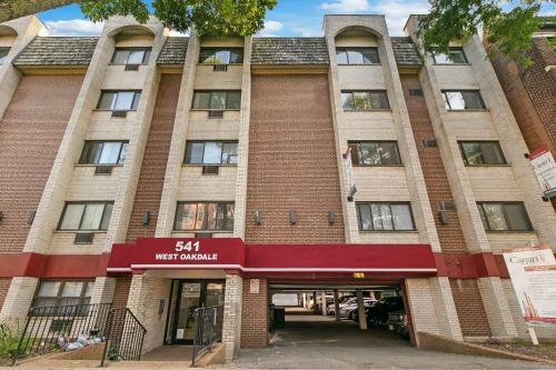 Modern Style City Centre Studio Apartment Lakeview