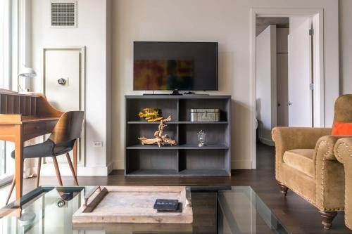 Apartamento 2br Executive Suite With Pool, Gym & Fast Wi-fi By Envitae