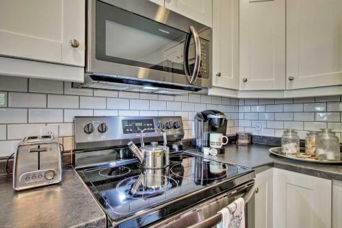 Updated Galena Home With Spacious And Pet-friendly Yard