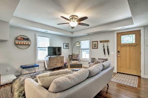 Updated Galena Home With Spacious And Pet-friendly Yard