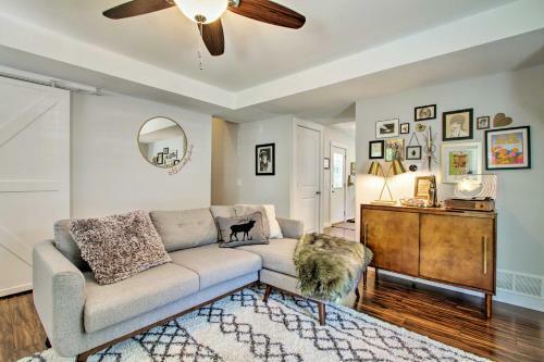 Updated Galena Home With Spacious And Pet-friendly Yard
