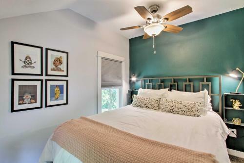 Updated Galena Home With Spacious And Pet-friendly Yard