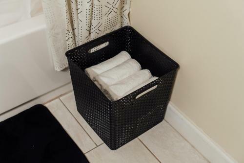 Apartamento Lowest Rates! Spacious Duplex With Free Parking!