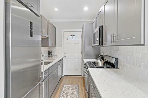 Apartamento Easy Access To Shops, Dining, Transportation 1br