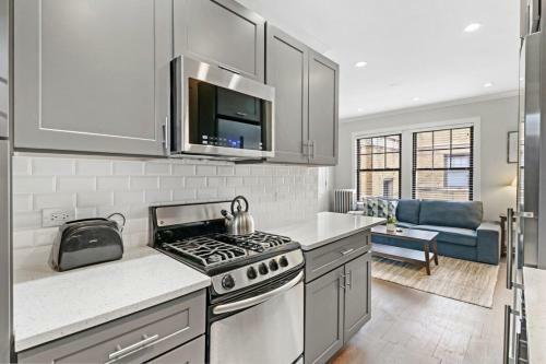 Apartamento Easy Access To Shops, Dining, Transportation 1br