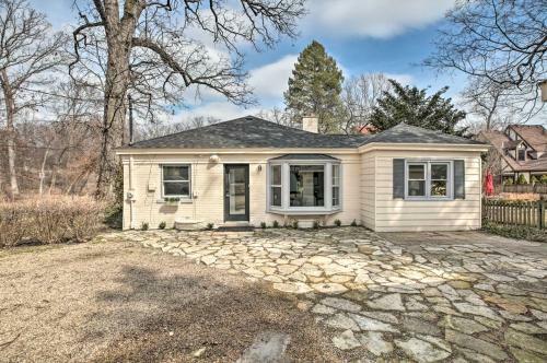 Home With Office And Yard 25 Mi To Dtwn Chicago!