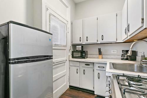 Apartamento Comfy 1br Apt Near Lakeview, Shops & Restaurants