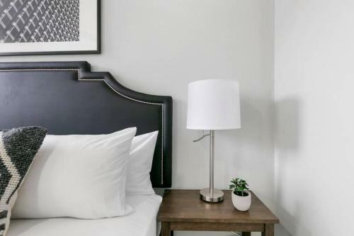 Apartamento 3br On Bustling Street,easy Walk To Shops & Dining