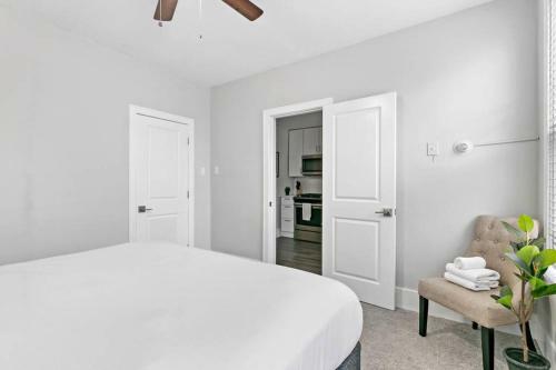 Apartamento 3br On Bustling Street,easy Walk To Shops & Dining