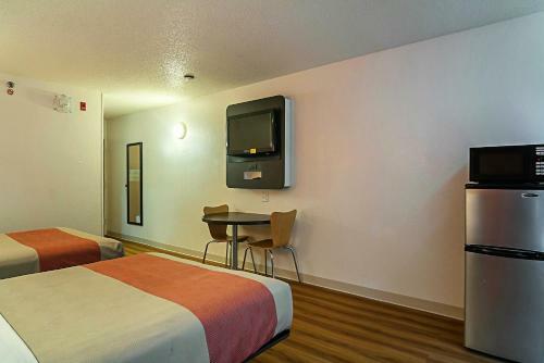 Hotel Budget Inn - Rockford