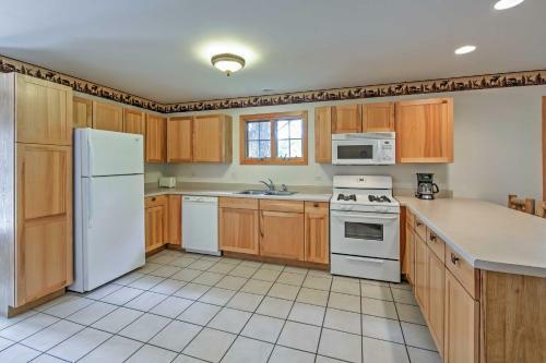 Villa Cozy Townhome, Half Mi To Starved Rock State Park!