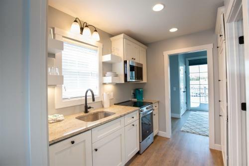 Cozy Quarters Villa #228