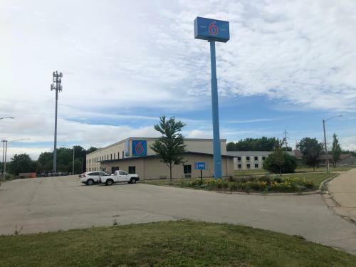 Hotel Motel 6 Peoria