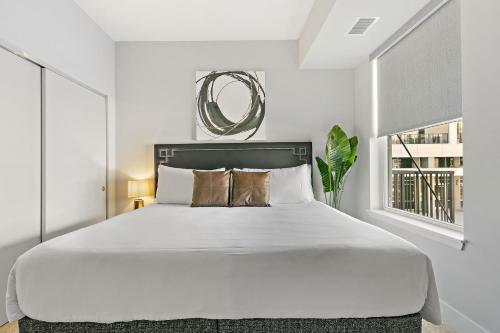 Apartamento 2br Modern Living In Tranquil Scene