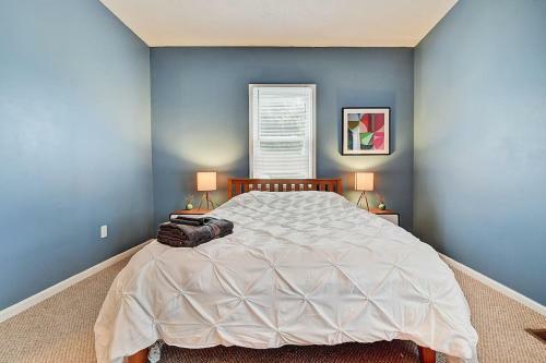 Bed & Breakfast Beautiful 3br House With W/d!