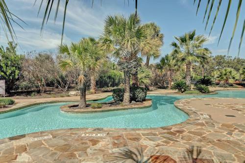 Gorgeous Waterfront Condo Next To Hsb Resort