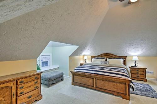 Spacious Indy Home 3 Miles From Downtown!