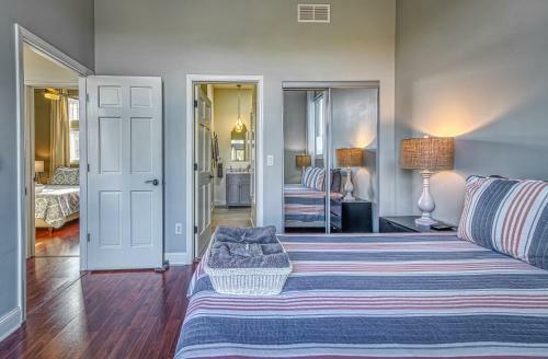 Villa Santorini + The Addition