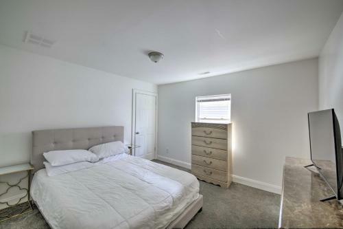 Charming Indy Townhome - 4 Mi To Mile Square!