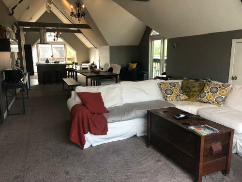 Bed & Breakfast The Loft At Camelot