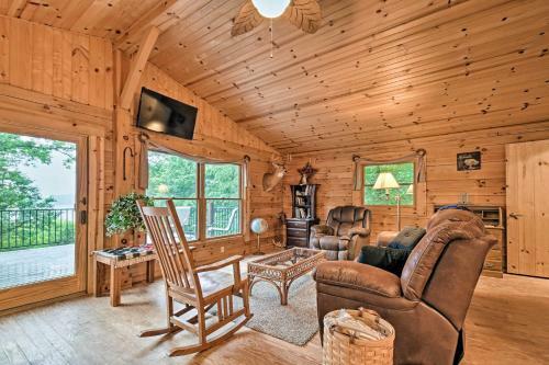 Cozy Amish Country Cabin On Shipshewana Lake!