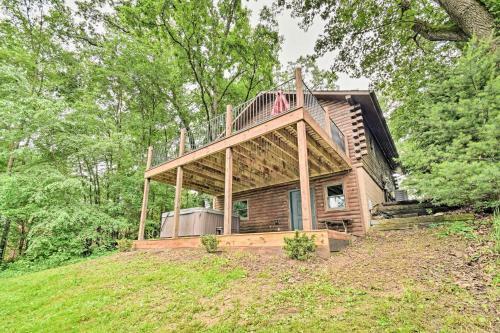 Cozy Amish Country Cabin On Shipshewana Lake!