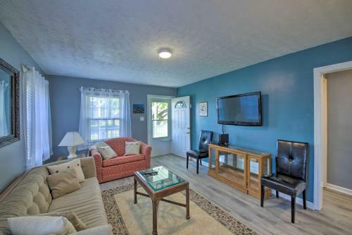 Indianapolis Area Home, Next To The Speedway!