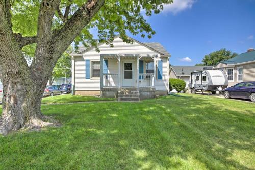 Indianapolis Area Home, Next To The Speedway!