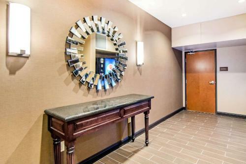 Hotel Comfort Inn & Suites - Independence
