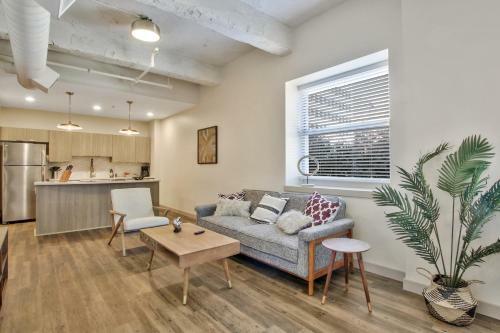 Apartamento Old Town Lux Loft + Walk Score 76