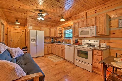 Pet-friendly Cabin With Wifi In Daniel Boone Nf