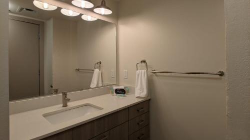 Apartamento Gorgeous 1br With Gym And Pool