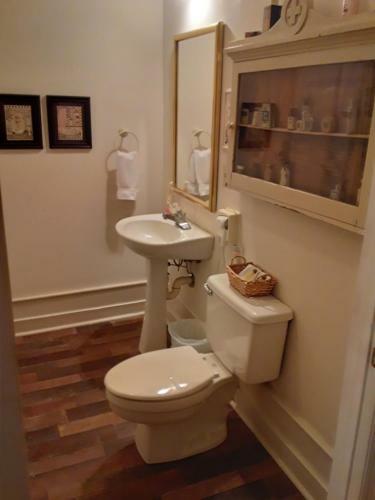 Hall Place B&B