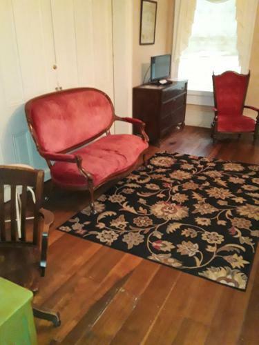 Hall Place B&B