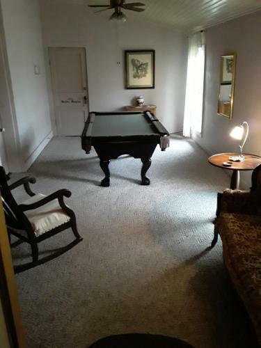 Hall Place B&B
