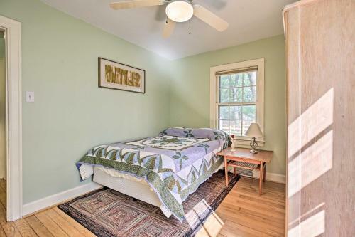 Lexington Getaway With Backyard Deck Less Than 2 Mi To Uk!