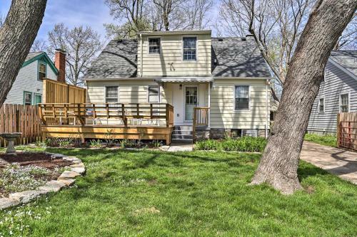 Lexington Getaway With Backyard Deck Less Than 2 Mi To Uk!