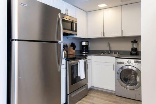 Apartamento Abode Vue At 3rd 1-bedroom Loft Style Suite