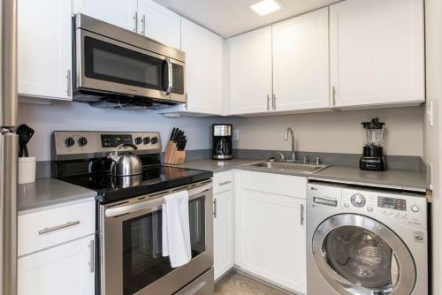 Apartamento Abode Vue At 3rd 1-bedroom Loft Style Suite