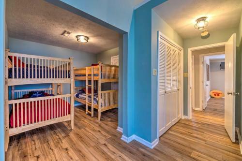 Lake House Waterfront Fun And Updated Interior