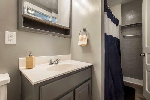 Historic 3br Home With Backyard In Shelby Park