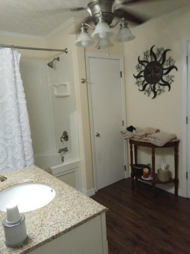 Serenity Hill Bed And Breakfast