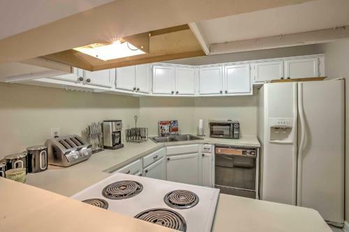 Baton Rouge Townhome With Pool Access - Mins To Lsu