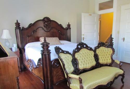 Bed & Breakfast Steel Magnolia House